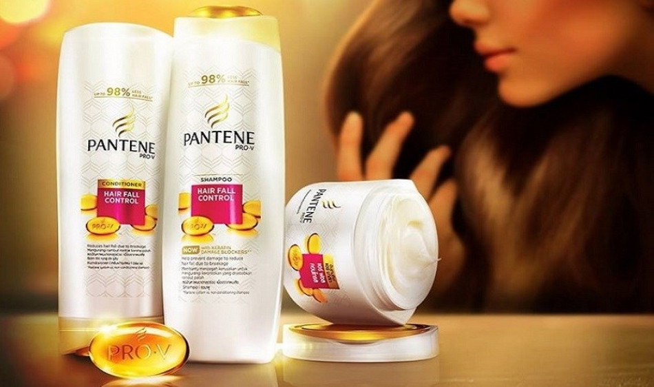 Dầu gội Pantene có tốt cho tóc uốn không? Loại nào phù hợp