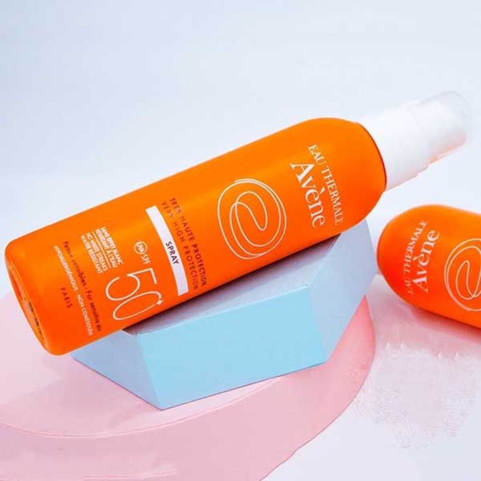 Kem chống nắng Avène Very High Protection Spray dạng xịt