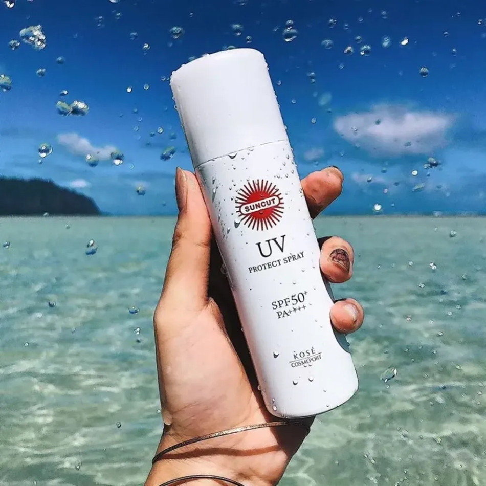 Kem chống nắng Kose UV Protect Spray dạng xịt