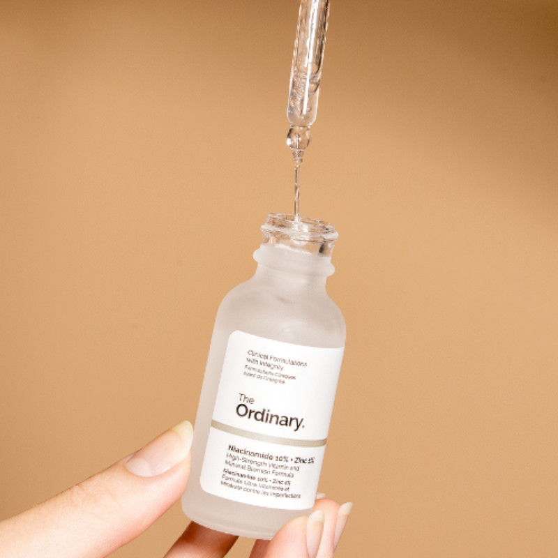 Serum The Ordinary Niacinamide 10% + Zinc 1% giúp trị mụn cho bà bầu