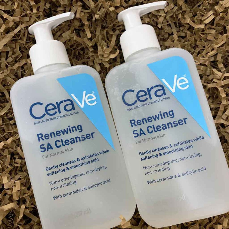 Sữa rửa mặt CeraVe Renewing SA Cleanser