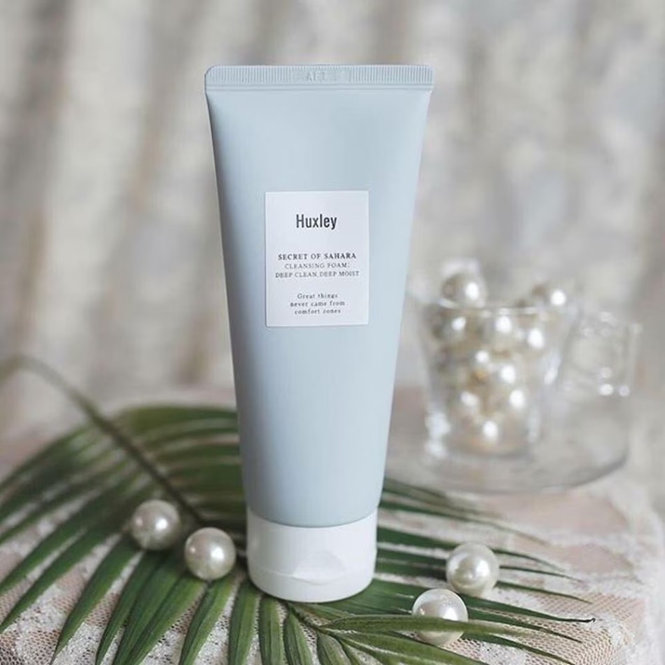 Sữa rửa mặt Huxley Cleansing Foam Deep Clean Deep Moist cho mọi loại da