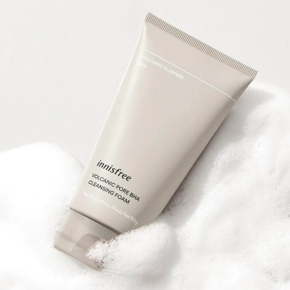 Sữa rửa mặt Innisfree Jeju Volcanic Pore Cleansing Foam