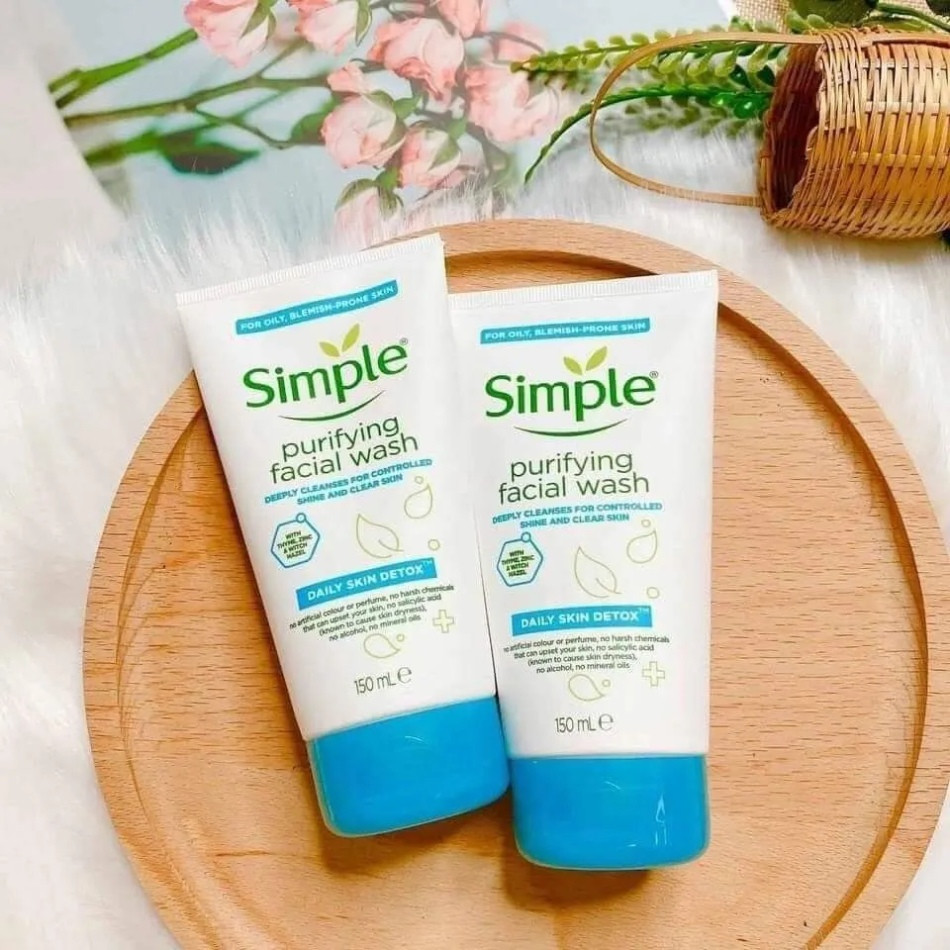 Sữa rửa mặt Simple Purifying Gel Wash cho da dầu