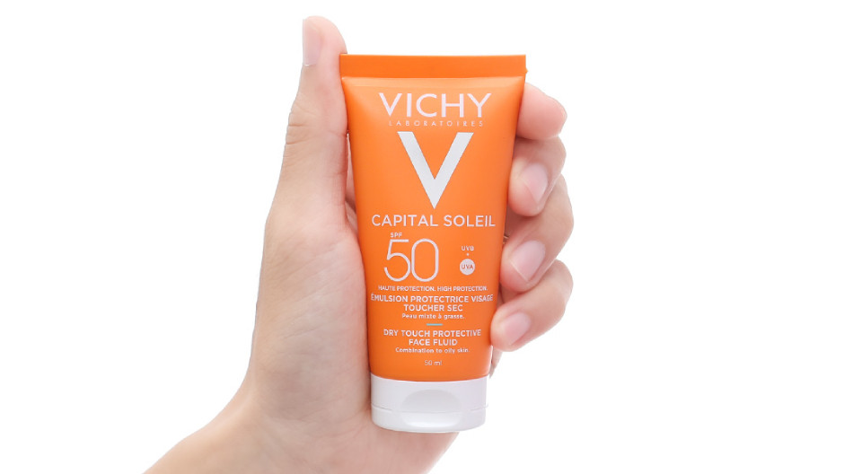 Vichy Capital Soleil là kem chống nắng mỏng nhẹ